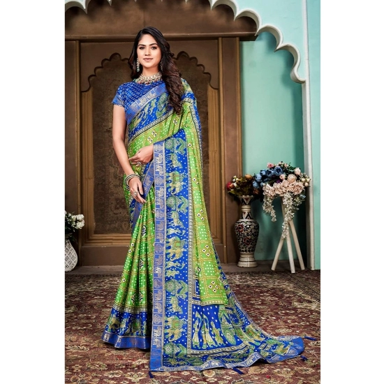 Generic Women's Soft Silk Printed Saree With Unstitched Blouse (Green, 5-6 Mtrs) Generic Women's Soft Silk Printed Saree With Unstitched Blouse (Green, 5-6 Mtrs)
