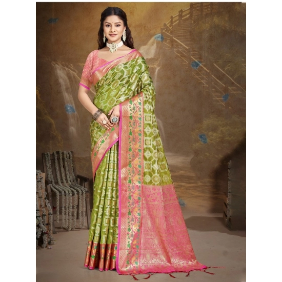 Generic Women's Silk Woven Design Saree With Unstitched Blouse 5.5Mtr (Green)