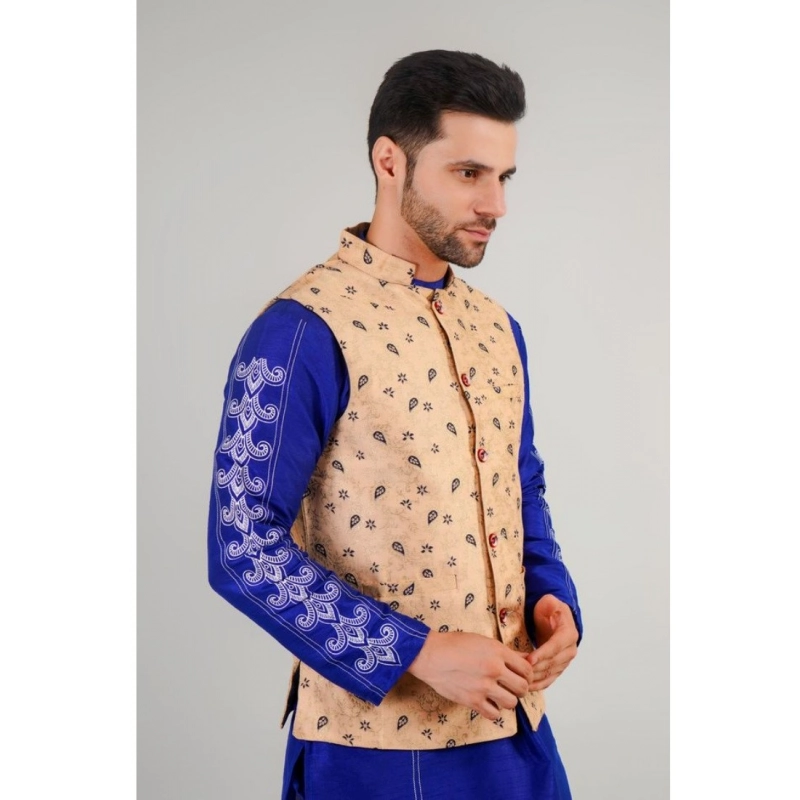 Men's Jacquard Self-Design Sleeveless Mandarin Neck Waistcoat (Beige) Men's Jacquard Self-Design Sleeveless Mandarin Neck Waistcoat (Beige)