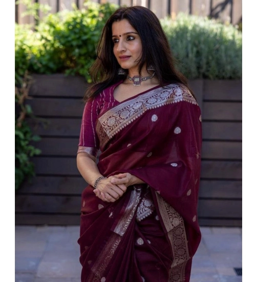 Generic Women's Cotton Printed Saree With Unstitched Blouse 5.5Mtr (Wine)