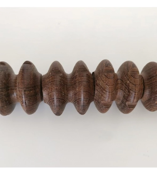 Generic Wood Wheel Roller Scraping Tool (Brown)