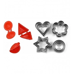 Generic Steel &amp; Plastic 12 Pcs Cookie Cutter with Different Shape (Multicolor)