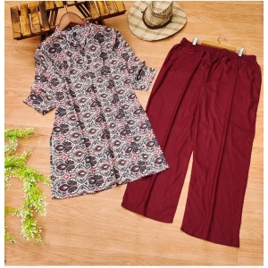 Generic Women's Muslin Printed Mandarin Collar 3-4th Sleeve Kurti With Pant Set (Red Grey)
