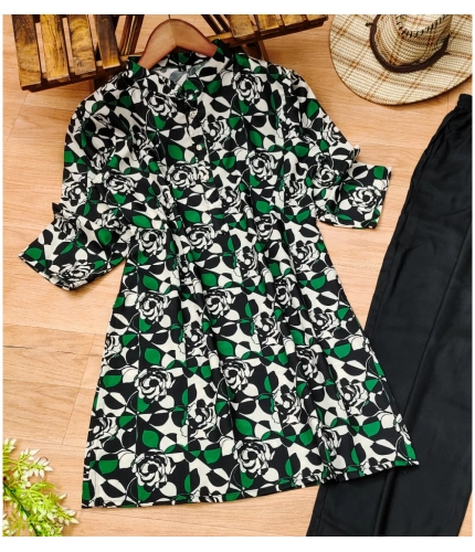 Generic Women's Muslin Printed Mandarin Collar 3-4th Sleeve Kurti With Pant Set (Green) Generic Women's Muslin Printed Mandarin Collar 3-4th Sleeve Kurti With Pant Set (Green)