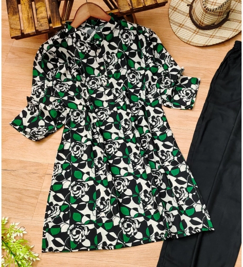 Generic Women's Muslin Printed Mandarin Collar 3-4th Sleeve Kurti With Pant Set (Green)