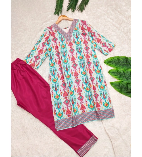 Generic Women's Rayon Printed V Neck 3-4th Sleeve Kurti With Pant Set (Pink)