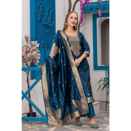 Generic Women's Cotton Blend Printed Round Neck Kurti with Pant and Dupatta Set (Blue) Generic Women's Cotton Blend Printed Round Neck Kurti with Pant and Dupatta Set (Blue)