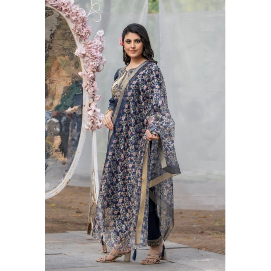 Generic Women's Rayon Printed V Neck Kurti with Pant and Dupatta Set (Navy Blue) Generic Women's Rayon Printed V Neck Kurti with Pant and Dupatta Set (Navy Blue)