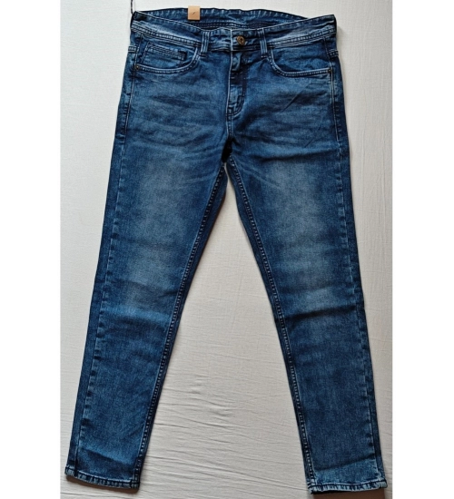 Generic Men's Cotton Blended Solid Tapered Jeans (Blue)