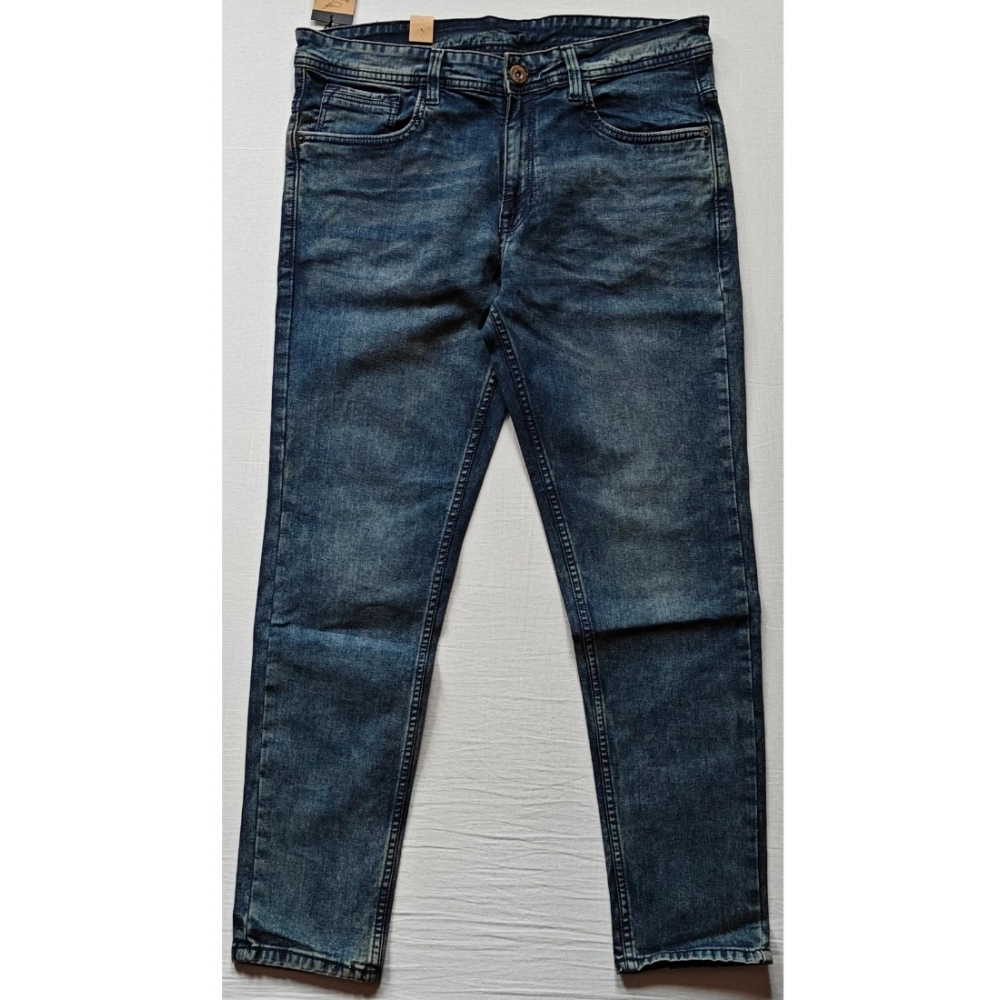 Generic Men's Cotton Blended Solid Tapered Jeans (Blue) Generic Men's Cotton Blended Solid Tapered Jeans (Blue)