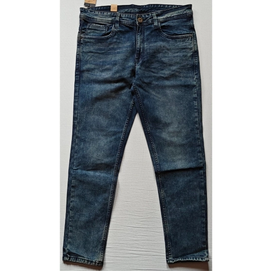 Generic Men's Cotton Blended Solid Tapered Jeans (Blue) Generic Men's Cotton Blended Solid Tapered Jeans (Blue)