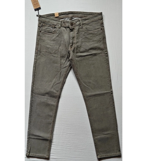 Generic Men's Cotton Blended Solid Tapered Jeans (Khaki)