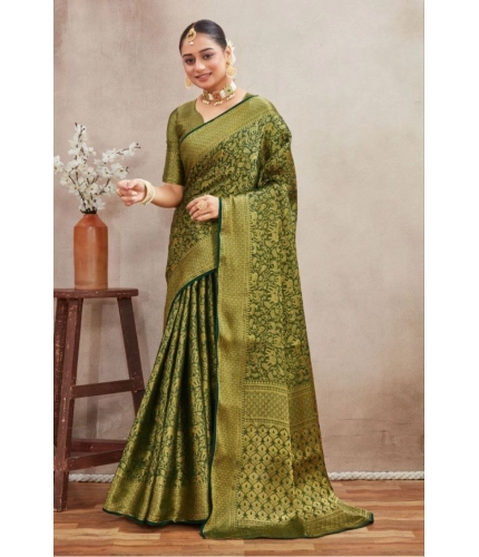 Generic Women's Silk Blend Floral Printed Saree With Unstitched Blouse 5.5Mtr (Green) Generic Women's Silk Blend Floral Printed Saree With Unstitched Blouse 5.5Mtr (Green)
