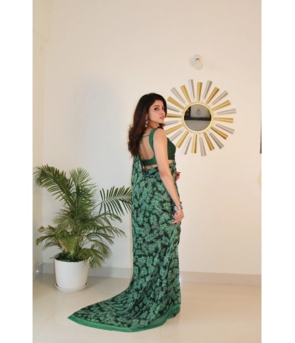 Generic Women's Georgette Printed Saree With Unstitched Blouse 5.5Mtr (Dark Green ) Generic Women's Georgette Printed Saree With Unstitched Blouse 5.5Mtr (Dark Green )