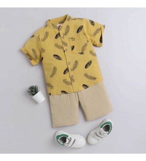 Generic Boy's Cotton Blend Printed Short Sleeve Shirt and Shorts Set (Yellow)