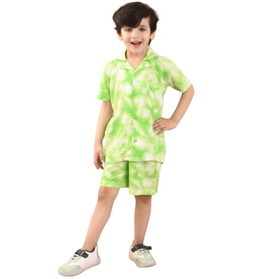 Generic Boy's Twill Cotton Printed Short Sleeve Shirt And Shorts Set (Bottle Green) Generic Boy's Twill Cotton Printed Short Sleeve Shirt And Shorts Set (Bottle Green)