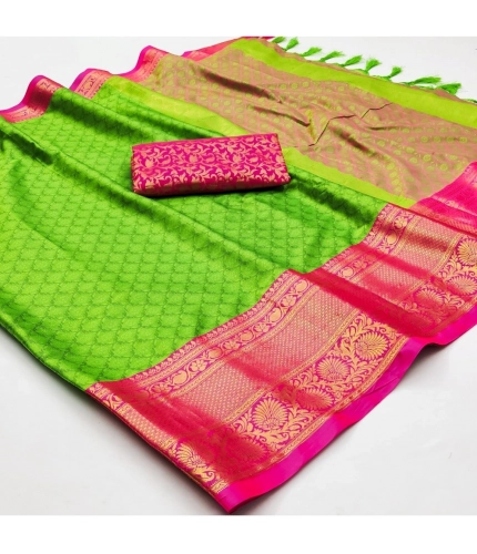 Generic Women's Cotton Silk Floral Print Saree With Unstitched Blouse 5.5Mtr (Green)