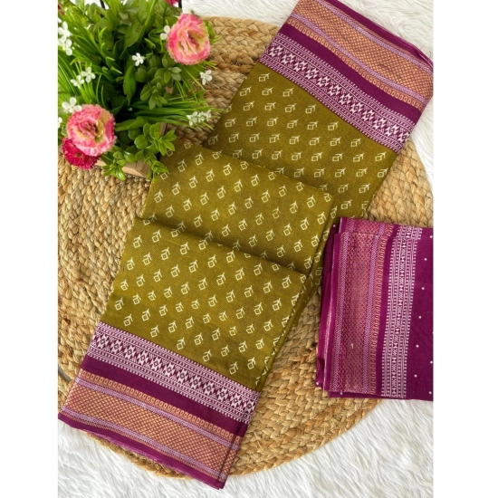Generic Women's Cotton Printed Saree With Unstitched Blouse 5.5Mtr (Mehendi Green) Generic Women's Cotton Printed Saree With Unstitched Blouse 5.5Mtr (Mehendi Green)