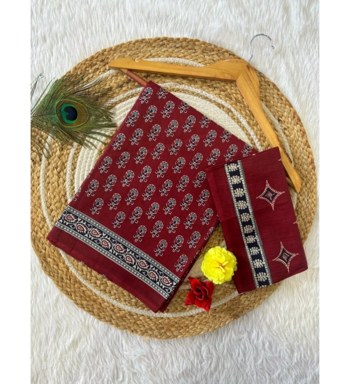 Generic Women's Cotton Printed Saree With Unstitched Blouse 5.5Mtr (Red)