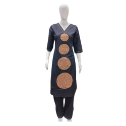 Generic Women's Cotton Blended Printed 3/4th Sleeve V Neck Kurti With Pant Set (Black)