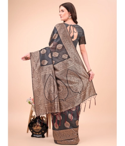 Generic Women's Cotton Printed Saree With Unstitched Blouse 5.5Mtr (Black) Generic Women's Cotton Printed Saree With Unstitched Blouse 5.5Mtr (Black)
