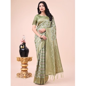 Generic Women's Cotton Printed Saree With Unstitched Blouse 5.5Mtr (Mhendi Green)