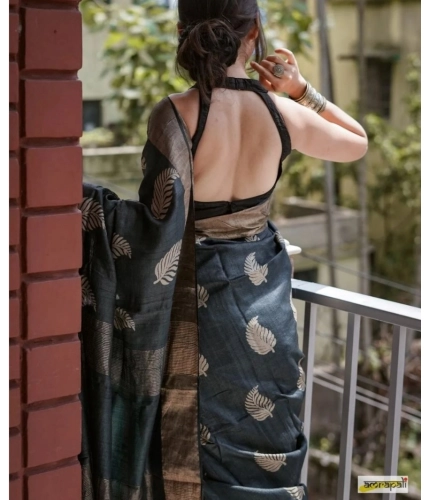 Generic Women's Silk Printed Saree With Unstitched Blouse 5.5Mtr (Black) Generic Women's Silk Printed Saree With Unstitched Blouse 5.5Mtr (Black)