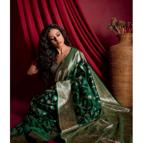 Women's Silk Printed Saree With Unstitched Blouse 5.5Mtr (Dark Green) Women's Silk Printed Saree With Unstitched Blouse 5.5Mtr (Dark Green)