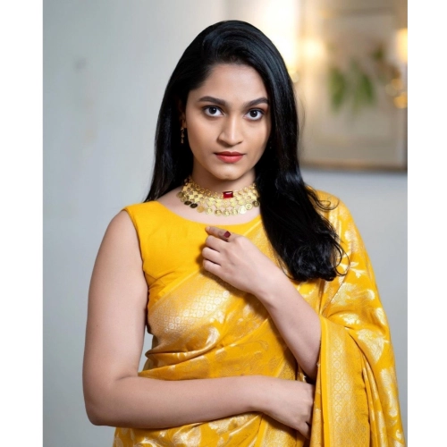 Women's Silk Printed Saree With Unstitched Blouse 5.5Mtr (Yellow) Women's Silk Printed Saree With Unstitched Blouse 5.5Mtr (Yellow)