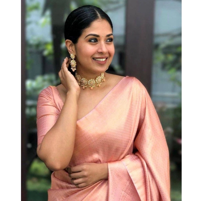 Women's Silk Printed Saree With Unstitched Blouse 5.5Mtr (Peach)