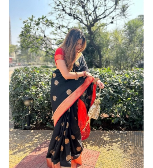 Generic Women's Silk Printed Saree With Unstitched Blouse 5.5Mtr (Black-Red)