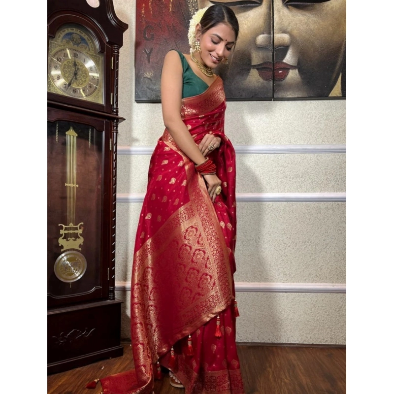 Women's Silk Printed Saree With Unstitched Blouse 5.5Mtr (Red) Women's Silk Printed Saree With Unstitched Blouse 5.5Mtr (Red)