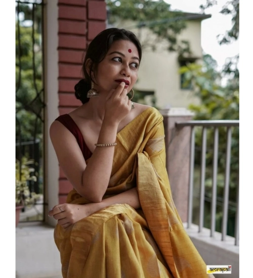 Generic Women's Silk Printed Saree With Unstitched Blouse 5.5Mtr (Yellow)