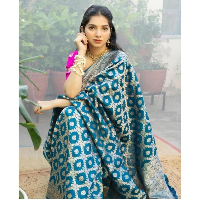 Women's Silk Printed Saree With Unstitched Blouse 5.5Mtr (Sky Blue)