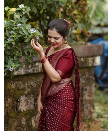 Generic Women's Silk Printed Saree With Unstitched Blouse 5.5Mtr (Maroon)
