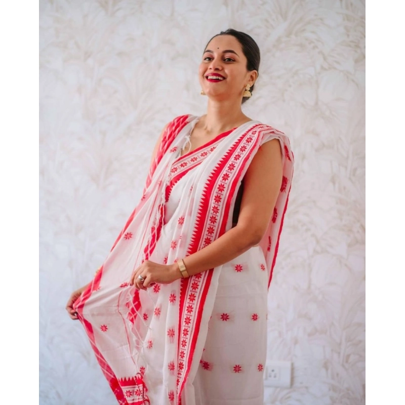 Women's Cotton Printed Saree With Unstitched Blouse 5.5Mtr (White-Pink) Women's Cotton Printed Saree With Unstitched Blouse 5.5Mtr (White-Pink)