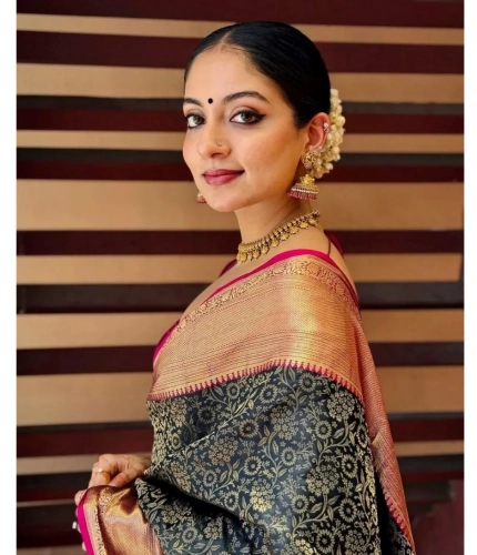 Generic Women's Silk Printed Saree With Unstitched Blouse 5.5Mtr (Green) Generic Women's Silk Printed Saree With Unstitched Blouse 5.5Mtr (Green)