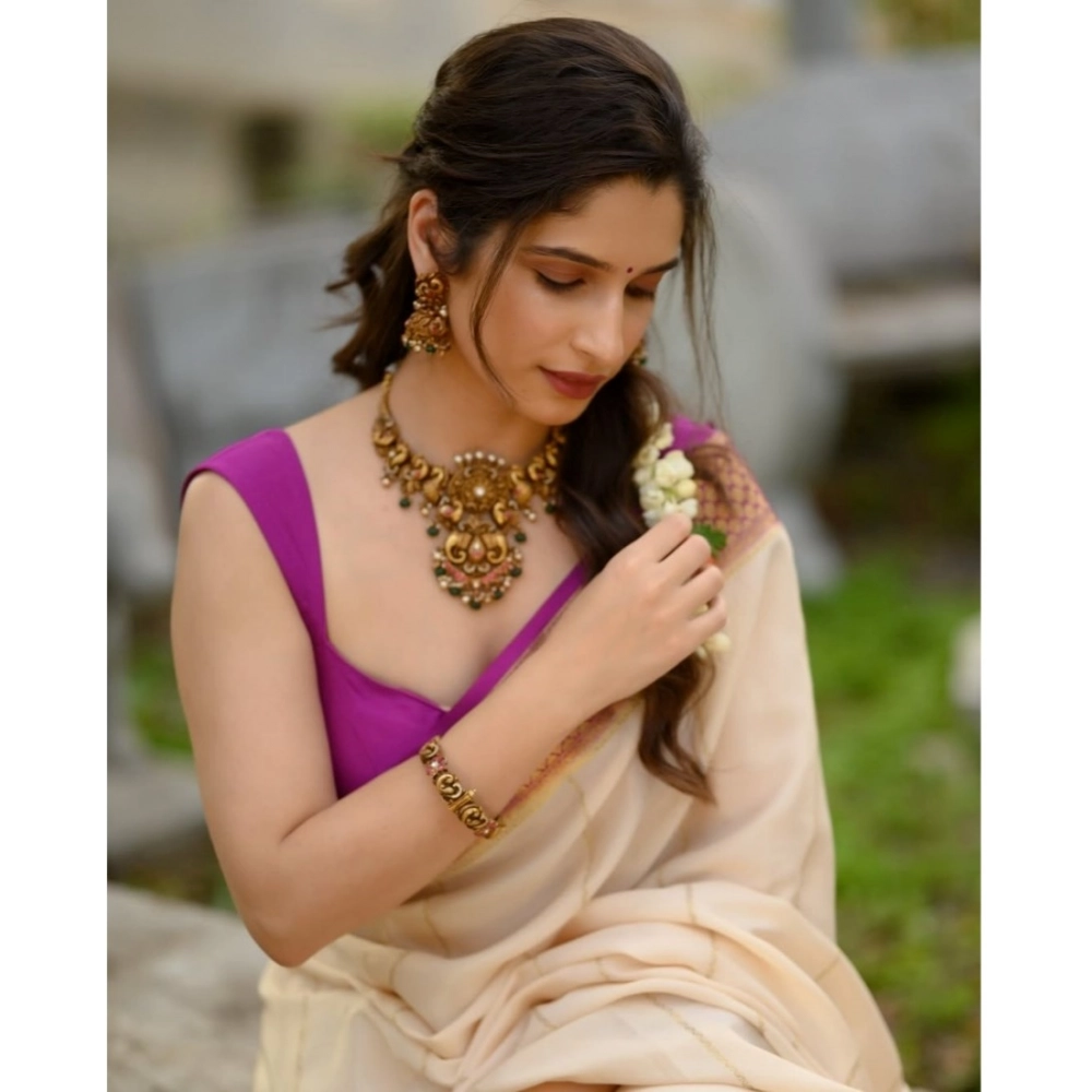 Generic Women's Silk Printed Saree With Unstitched Blouse 5.5Mtr (Off White-Pink) Generic Women's Silk Printed Saree With Unstitched Blouse 5.5Mtr (Off White-Pink)