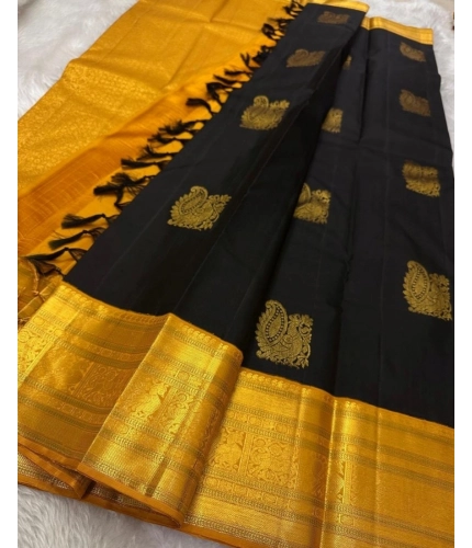 Generic Women's Silk Printed Saree With Unstitched Blouse 5.5Mtr (Black)