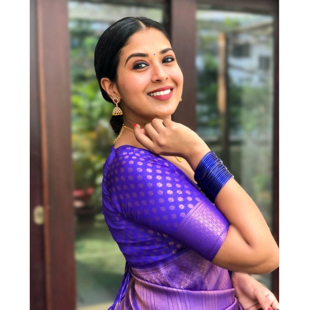 Generic Women's Silk Printed Saree With Unstitched Blouse 5.5Mtr (Blue) Generic Women's Silk Printed Saree With Unstitched Blouse 5.5Mtr (Blue)