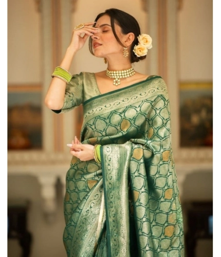 Generic Women's Silk Printed Saree With Unstitched Blouse 5.5Mtr (Green) Generic Women's Silk Printed Saree With Unstitched Blouse 5.5Mtr (Green)