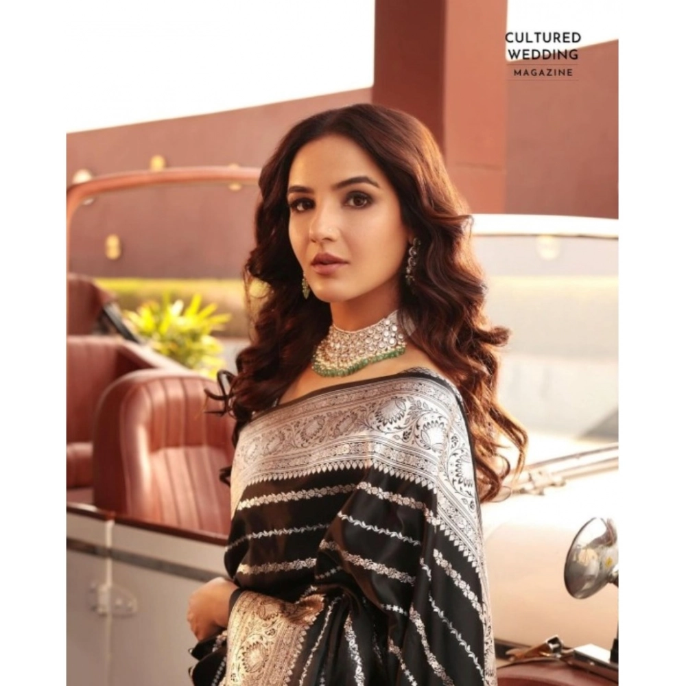 Generic Women's Silk Printed Saree With Unstitched Blouse 5.5Mtr (Black) Generic Women's Silk Printed Saree With Unstitched Blouse 5.5Mtr (Black)
