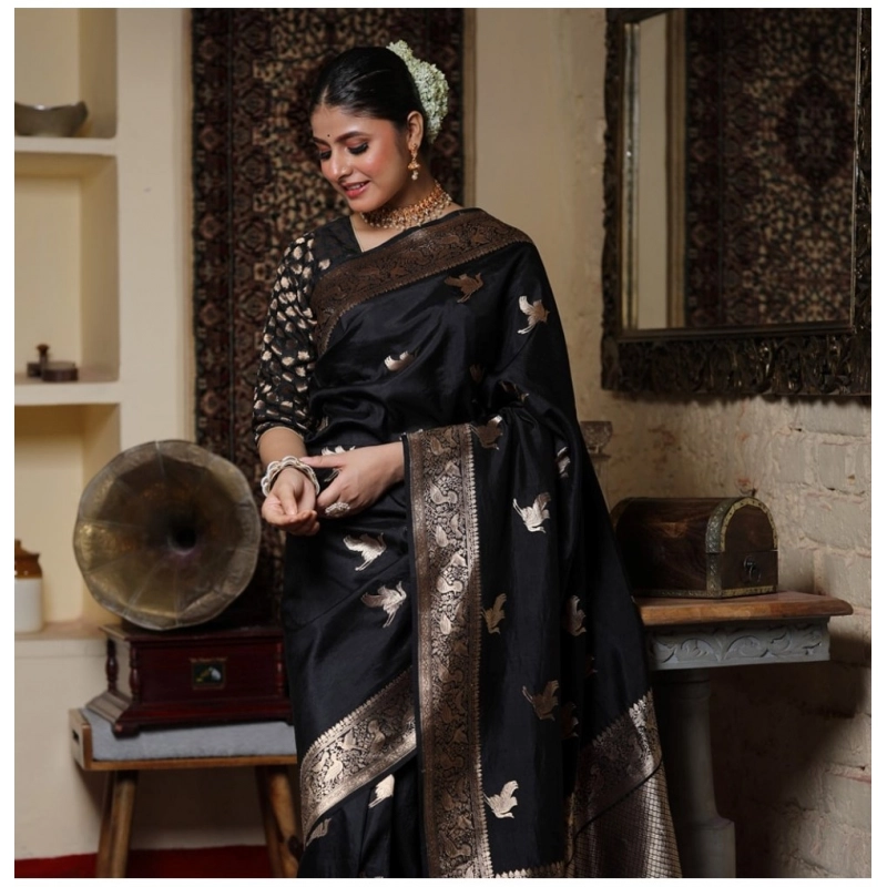 Women's Silk Printed Saree With Unstitched Blouse 5.5Mtr (Black)