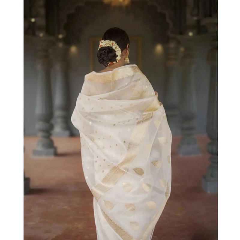 Women's Cotton Printed Saree With Unstitched Blouse 5.5Mtr (White) Women's Cotton Printed Saree With Unstitched Blouse 5.5Mtr (White)