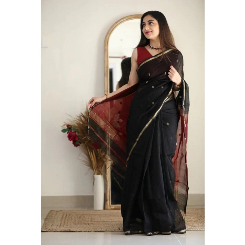 Women's Cotton  Printed Saree With Unstitched Blouse 5.5Mtr (Black)