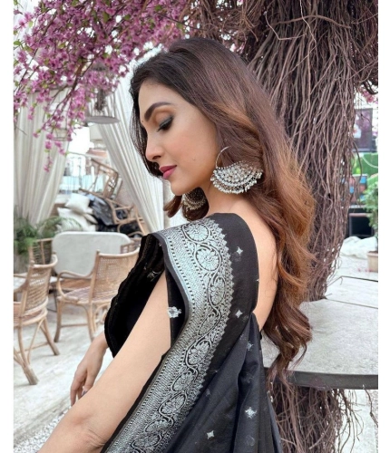 Generic Women's Silk Printed Saree With Unstitched Blouse 5.5Mtr (Black) Generic Women's Silk Printed Saree With Unstitched Blouse 5.5Mtr (Black)