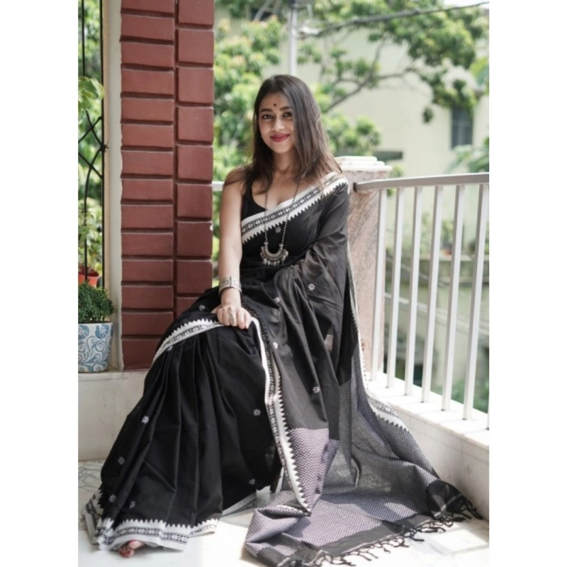 Women's Cotton  Printed Saree With Unstitched Blouse 5.5Mtr (Black)