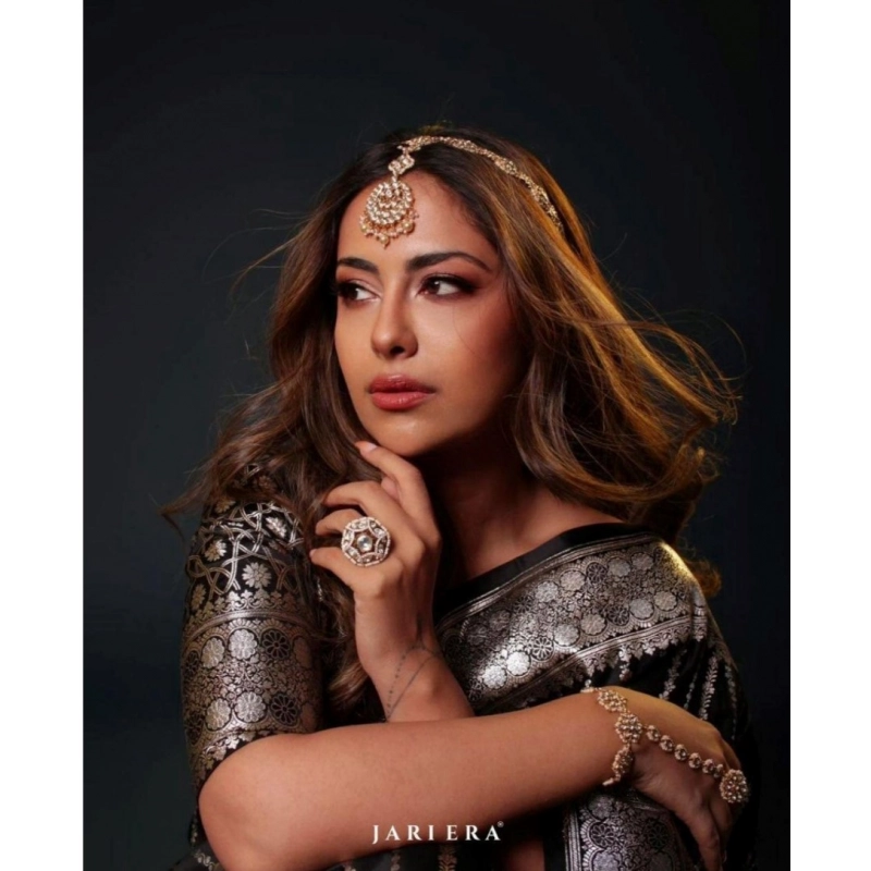 Women's Silk Printed Saree With Unstitched Blouse 5.5Mtr (Black)