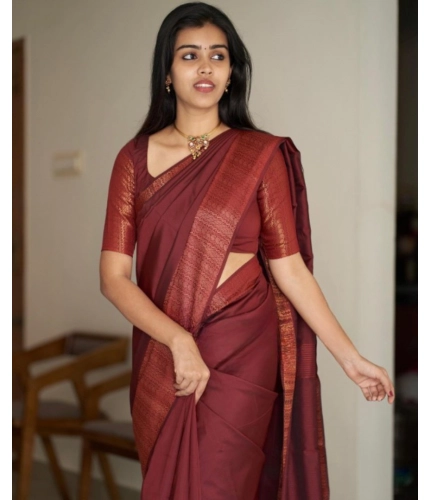 Generic Women's Silk Printed Saree With Unstitched Blouse 5.5Mtr (Maroon)