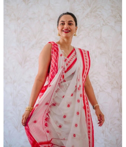 Generic Women's Cotton Printed Saree With Unstitched Blouse 5.5Mtr (White-Pink) Generic Women's Cotton Printed Saree With Unstitched Blouse 5.5Mtr (White-Pink)